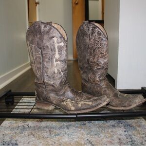Distressed Brown Cowboy Boots